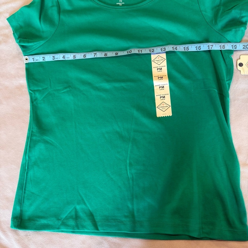 St John’s Bay Essential Tee Petite PM Green Short Sleeve NWT Cotton - Picture 6 of 9